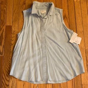 ❤️3/$8❤️NWT Liz Claiborne top